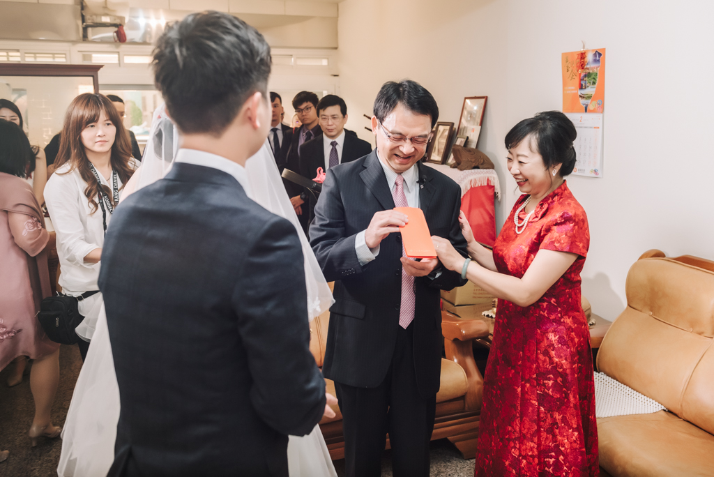 2020041009155137 婚禮紀錄｜高雄婚攝｜南部婚攝｜類婚紗｜迎娶＋午宴｜玄饌海宴會館｜迎娶篇｜