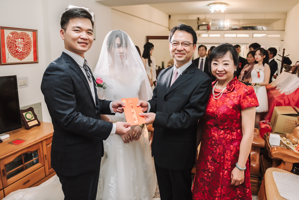 202004100916113 婚禮紀錄｜高雄婚攝｜南部婚攝｜類婚紗｜迎娶＋午宴｜玄饌海宴會館｜迎娶篇｜