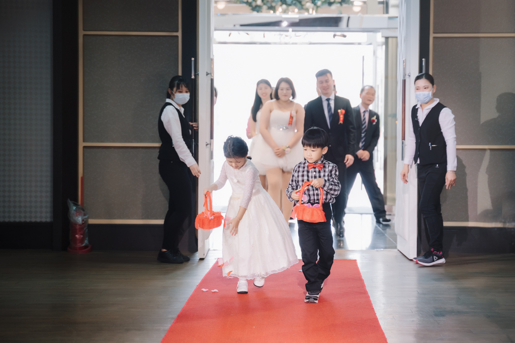 2020041009464785 婚禮紀錄｜高雄婚攝｜台南婚攝｜南部婚攝｜海軍劍門進場｜浪漫帆船二次進場｜類婚紗｜迎娶＋午宴｜玄饌海宴會館｜宴客篇｜
