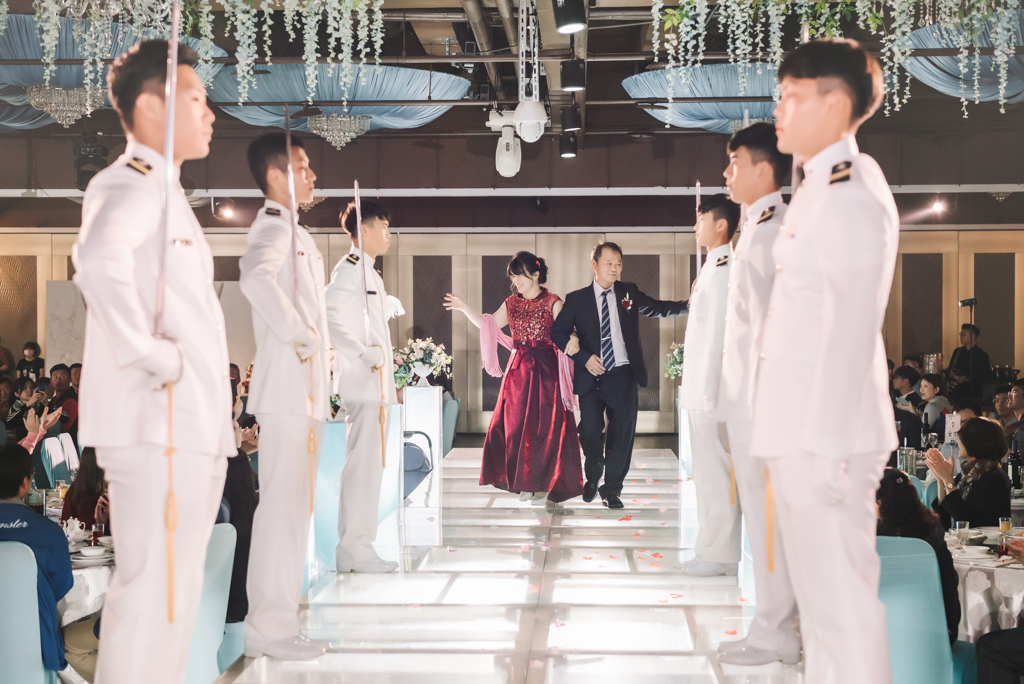 2020041009474730 婚禮紀錄｜高雄婚攝｜台南婚攝｜南部婚攝｜海軍劍門進場｜浪漫帆船二次進場｜類婚紗｜迎娶＋午宴｜玄饌海宴會館｜宴客篇｜