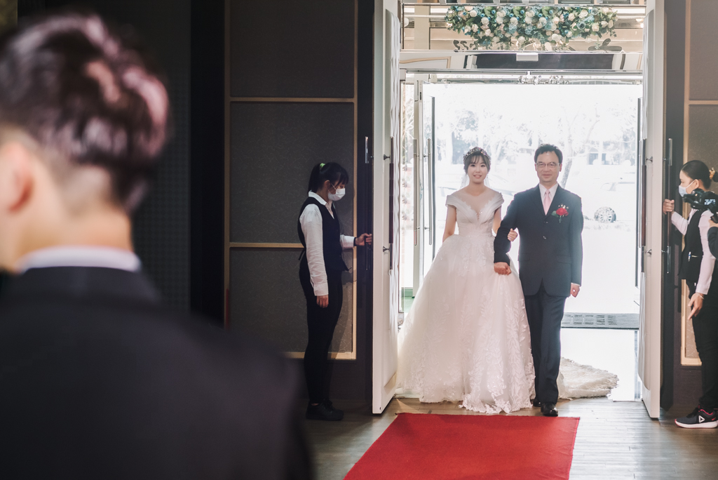 2020041009481741 婚禮紀錄｜高雄婚攝｜台南婚攝｜南部婚攝｜海軍劍門進場｜浪漫帆船二次進場｜類婚紗｜迎娶＋午宴｜玄饌海宴會館｜宴客篇｜