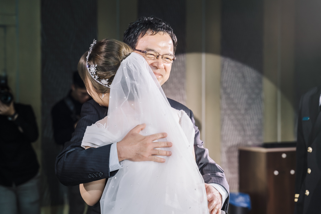 2020041009490725 婚禮紀錄｜高雄婚攝｜台南婚攝｜南部婚攝｜海軍劍門進場｜浪漫帆船二次進場｜類婚紗｜迎娶＋午宴｜玄饌海宴會館｜宴客篇｜