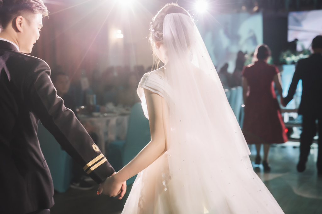 2020041009494661 婚禮紀錄｜高雄婚攝｜台南婚攝｜南部婚攝｜海軍劍門進場｜浪漫帆船二次進場｜類婚紗｜迎娶＋午宴｜玄饌海宴會館｜宴客篇｜