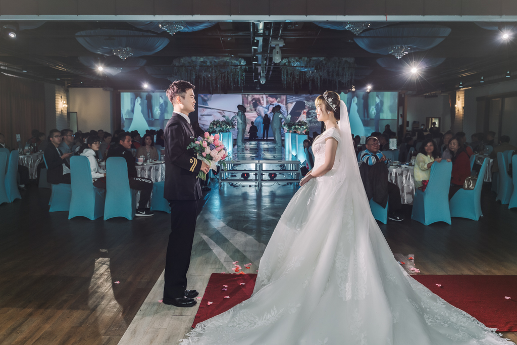 2020041009501126 婚禮紀錄｜高雄婚攝｜台南婚攝｜南部婚攝｜海軍劍門進場｜浪漫帆船二次進場｜類婚紗｜迎娶＋午宴｜玄饌海宴會館｜宴客篇｜
