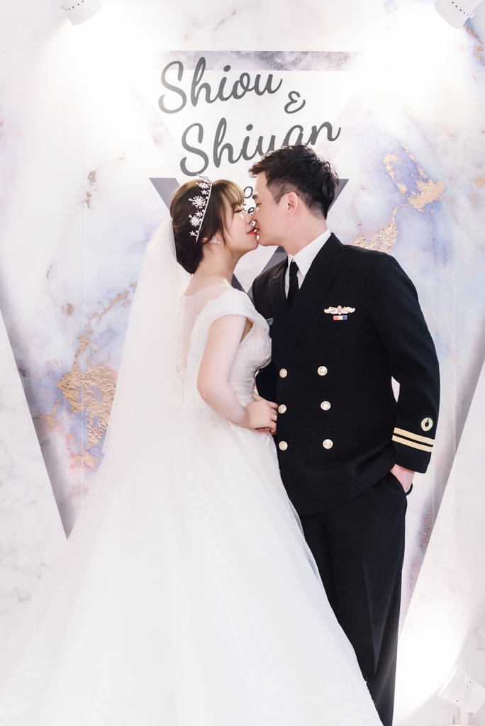 2020041009543114 婚禮紀錄｜高雄婚攝｜台南婚攝｜南部婚攝｜海軍劍門進場｜浪漫帆船二次進場｜類婚紗｜迎娶＋午宴｜玄饌海宴會館｜宴客篇｜