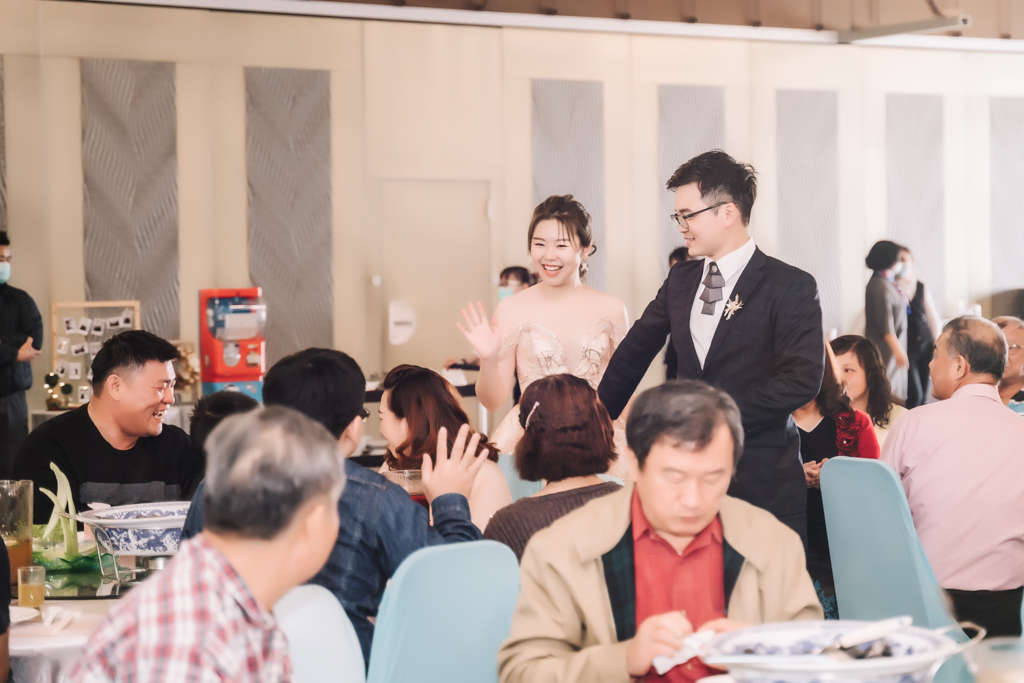 2020041010011231 婚禮紀錄｜高雄婚攝｜台南婚攝｜南部婚攝｜海軍劍門進場｜浪漫帆船二次進場｜類婚紗｜迎娶＋午宴｜玄饌海宴會館｜宴客篇｜