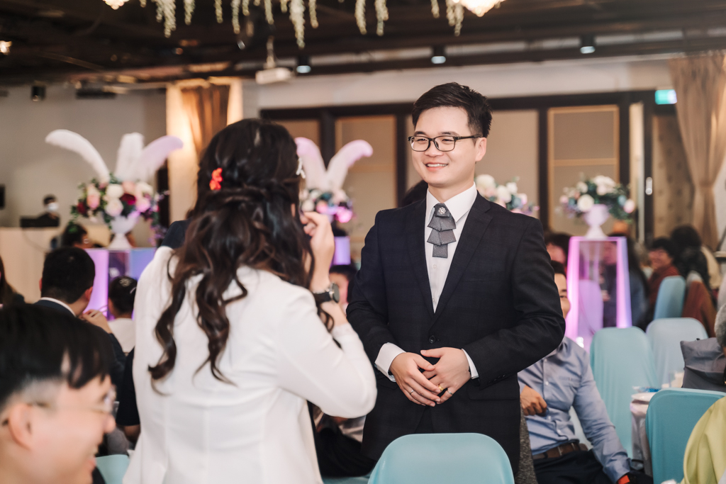 2020041010033355 婚禮紀錄｜高雄婚攝｜台南婚攝｜南部婚攝｜海軍劍門進場｜浪漫帆船二次進場｜類婚紗｜迎娶＋午宴｜玄饌海宴會館｜宴客篇｜