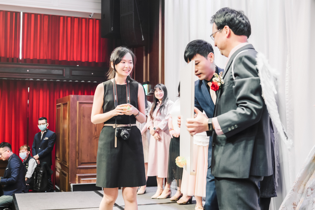 2020041010591674 婚禮紀錄｜高雄婚攝｜南部婚攝｜龍鳳掛｜唱歌二次進場｜Switch遊戲活動｜類婚紗｜歸寧午宴｜老新台菜｜宴客篇｜