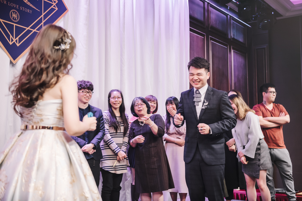 2020041011050056 婚禮紀錄｜高雄婚攝｜南部婚攝｜龍鳳掛｜唱歌二次進場｜Switch遊戲活動｜類婚紗｜歸寧午宴｜老新台菜｜宴客篇｜