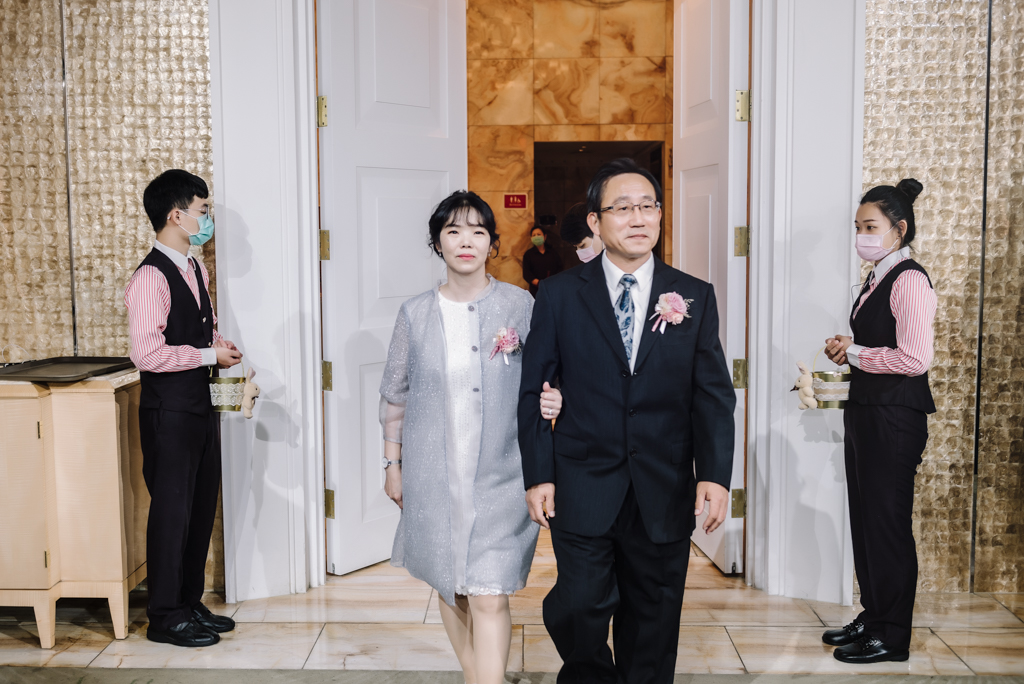 2020041405225036 婚禮紀錄|高雄婚攝|南部婚攝|類婚紗|訂婚|迎娶|午宴|高雄林皇宮|宴客篇|