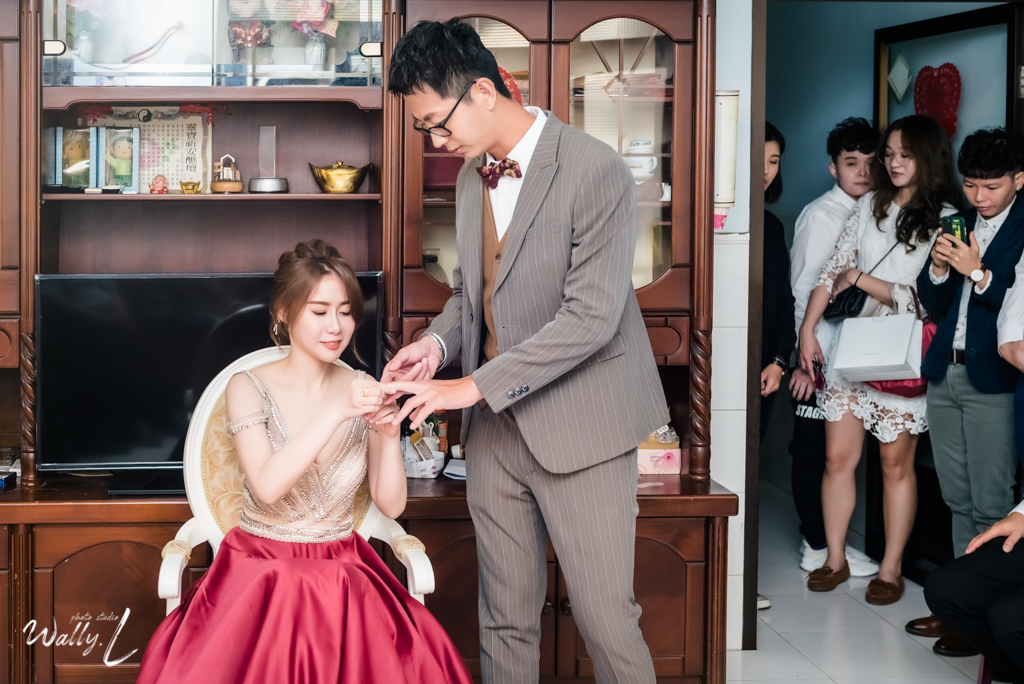 202011231523342 |婚禮紀錄|高雄婚攝|南部婚攝|類婚紗|雙儀式午宴|闖關遊戲|訂婚迎娶|拜別父母|高雄富苑囍宴會館|儀式篇|