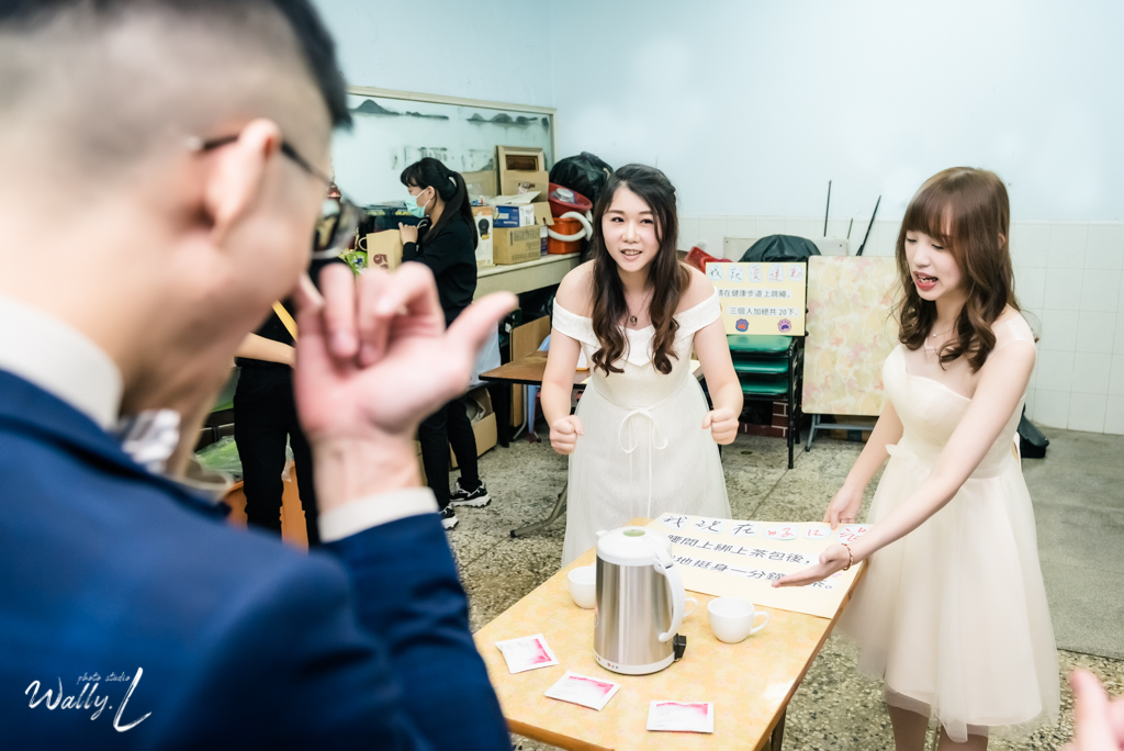 202011231532049 |婚禮紀錄|高雄婚攝|南部婚攝|類婚紗|雙儀式午宴|闖關遊戲|訂婚迎娶|拜別父母|高雄富苑囍宴會館|儀式篇|