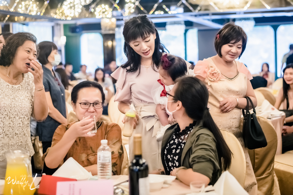2020112316072047 ｜婚禮紀錄｜高雄婚攝｜南部婚攝｜類婚紗｜雙儀式午宴｜交付儀式｜二進敲杯｜宴客遊戲｜高雄富苑囍宴會館｜宴客篇｜