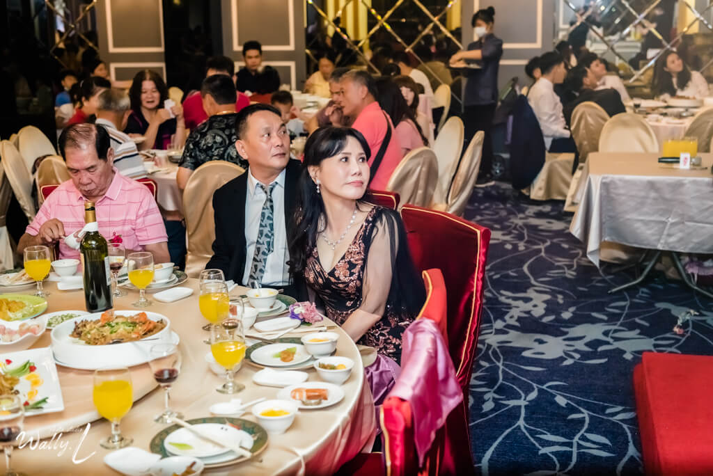2020112316145072 ｜婚禮紀錄｜高雄婚攝｜南部婚攝｜類婚紗｜雙儀式午宴｜交付儀式｜二進敲杯｜宴客遊戲｜高雄富苑囍宴會館｜宴客篇｜