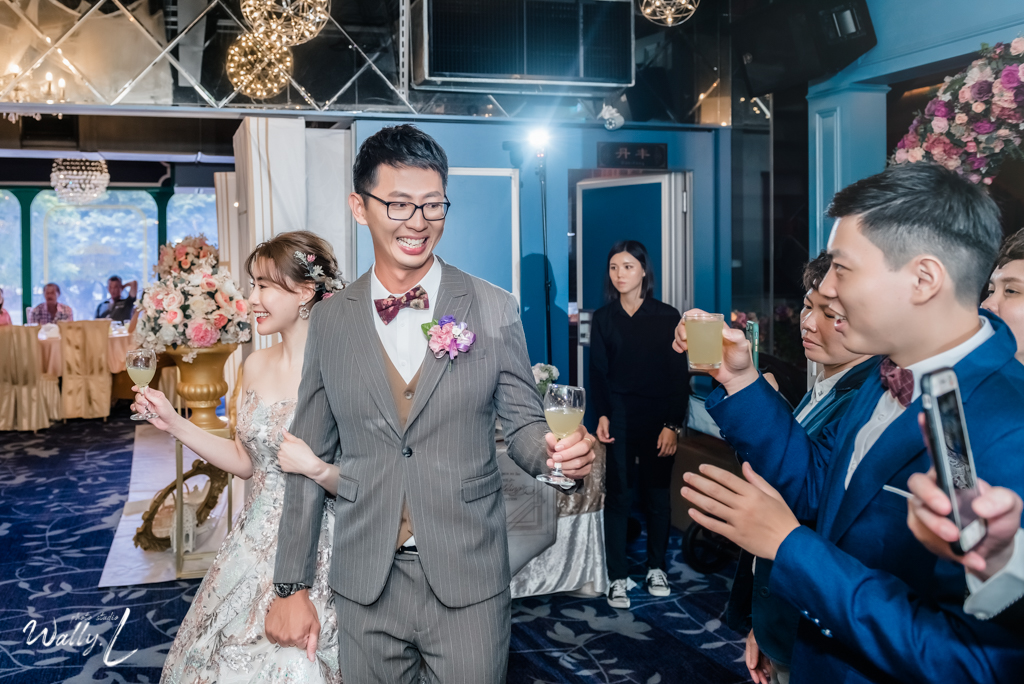 2020112316163759 ｜婚禮紀錄｜高雄婚攝｜南部婚攝｜類婚紗｜雙儀式午宴｜交付儀式｜二進敲杯｜宴客遊戲｜高雄富苑囍宴會館｜宴客篇｜