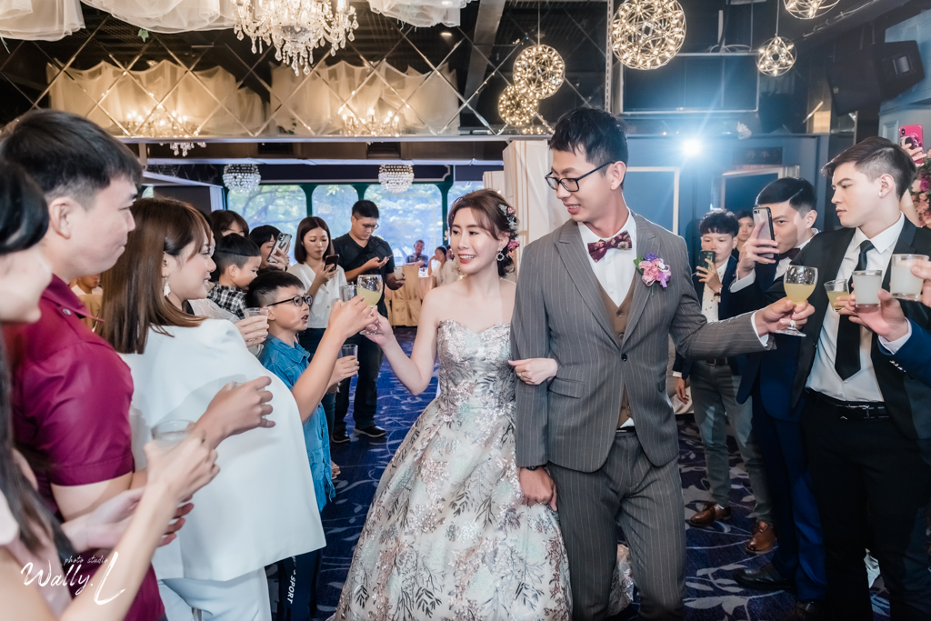 2020112316164449 ｜婚禮紀錄｜高雄婚攝｜南部婚攝｜類婚紗｜雙儀式午宴｜交付儀式｜二進敲杯｜宴客遊戲｜高雄富苑囍宴會館｜宴客篇｜