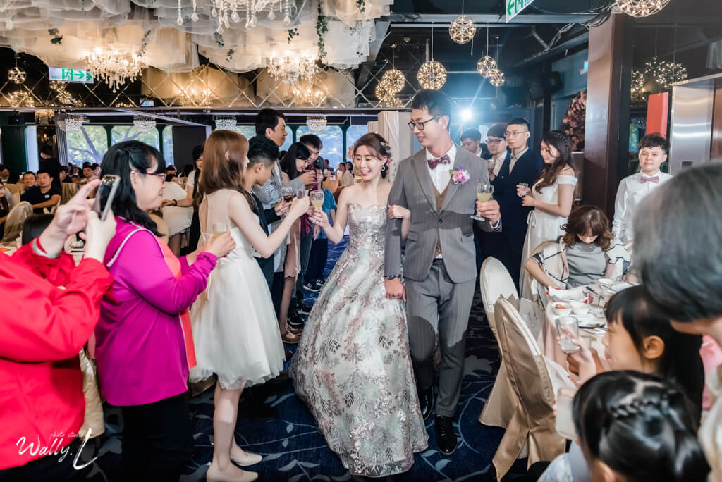 2020112316165975 ｜婚禮紀錄｜高雄婚攝｜南部婚攝｜類婚紗｜雙儀式午宴｜交付儀式｜二進敲杯｜宴客遊戲｜高雄富苑囍宴會館｜宴客篇｜
