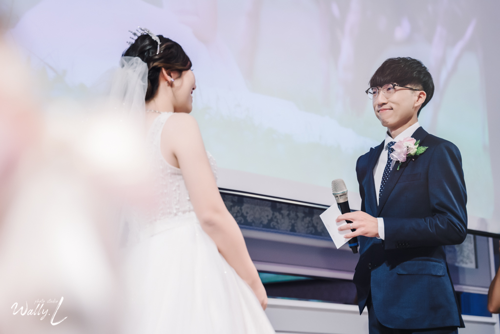 2020121615172391 ｜婚禮紀錄｜高雄婚攝｜屏東婚攝｜南部婚攝｜類婚紗｜純午宴｜交付儀式｜二進敲杯｜抽捧花｜屏東維多莉亞婚宴會館｜