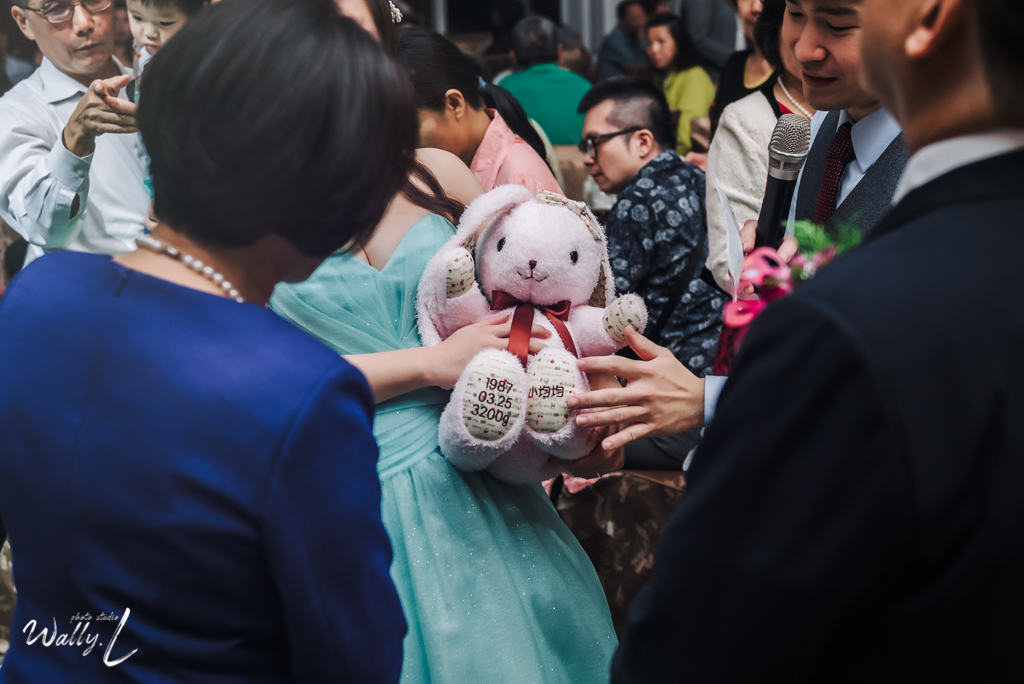 2020121615303056 ｜婚禮紀錄｜高雄婚攝｜屏東婚攝｜南部婚攝｜類婚紗｜純午宴｜交付儀式｜二進敲杯｜抽捧花｜屏東維多莉亞婚宴會館｜
