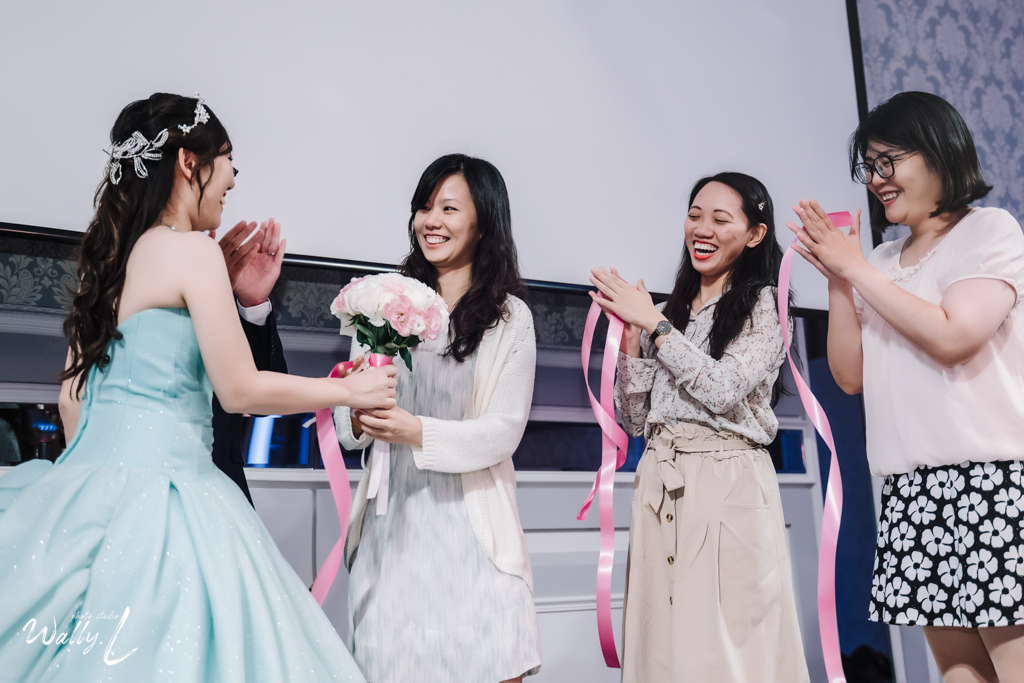 2020121615323686 ｜婚禮紀錄｜高雄婚攝｜屏東婚攝｜南部婚攝｜類婚紗｜純午宴｜交付儀式｜二進敲杯｜抽捧花｜屏東維多莉亞婚宴會館｜