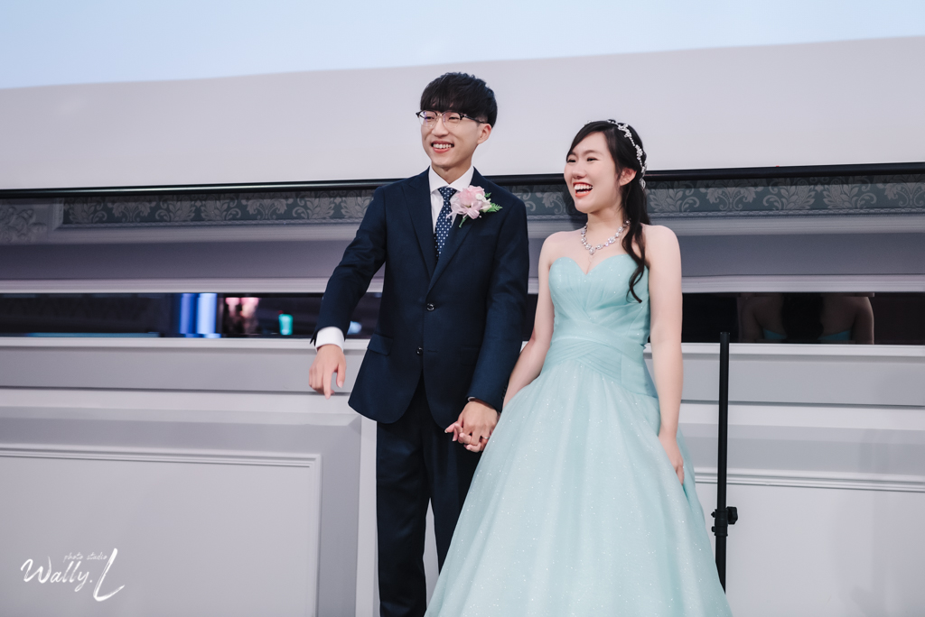 2020121615335599 ｜婚禮紀錄｜高雄婚攝｜屏東婚攝｜南部婚攝｜類婚紗｜純午宴｜交付儀式｜二進敲杯｜抽捧花｜屏東維多莉亞婚宴會館｜