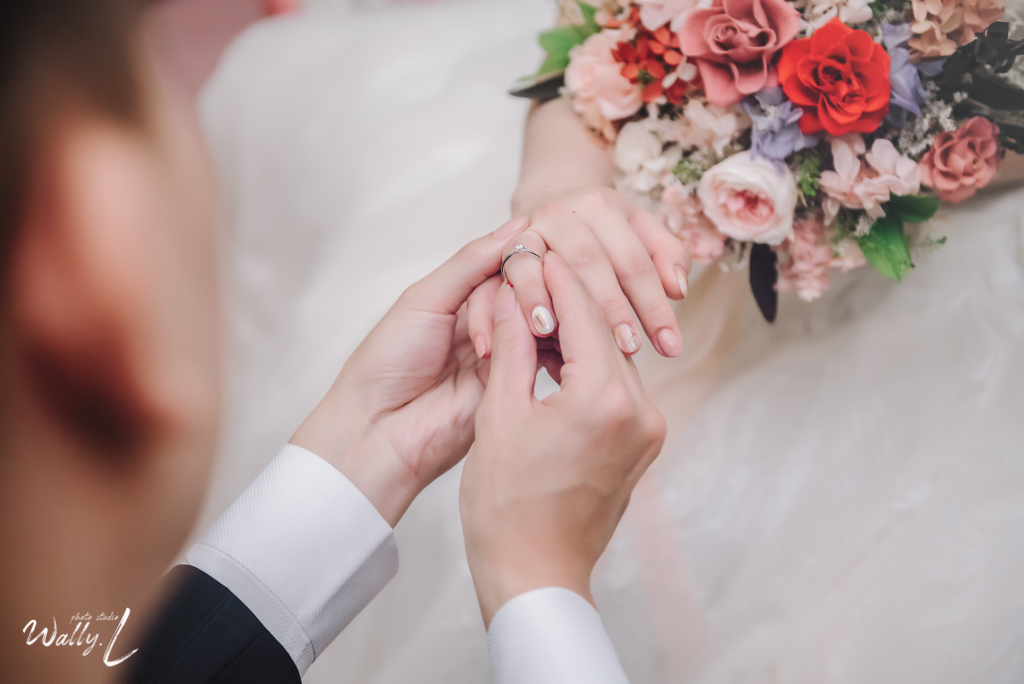 2020122513391515 ｜婚禮紀錄｜高雄婚攝｜屏東婚攝｜南部婚攝｜類婚紗｜儀式午宴｜交付儀式｜二進唱歌｜屏東和樂婚宴會館｜儀式篇｜