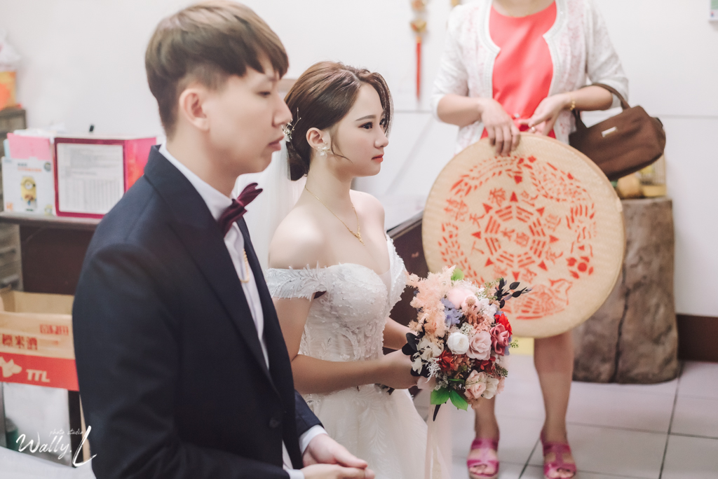 2020122513413017 ｜婚禮紀錄｜高雄婚攝｜屏東婚攝｜南部婚攝｜類婚紗｜儀式午宴｜交付儀式｜二進唱歌｜屏東和樂婚宴會館｜儀式篇｜
