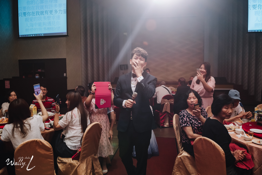 2020122514153263 |婚禮紀錄|高雄婚攝|屏東婚攝|南部婚攝|類婚紗|儀式午宴|交付儀式|二進唱歌|屏東和樂婚宴會館|宴客篇|