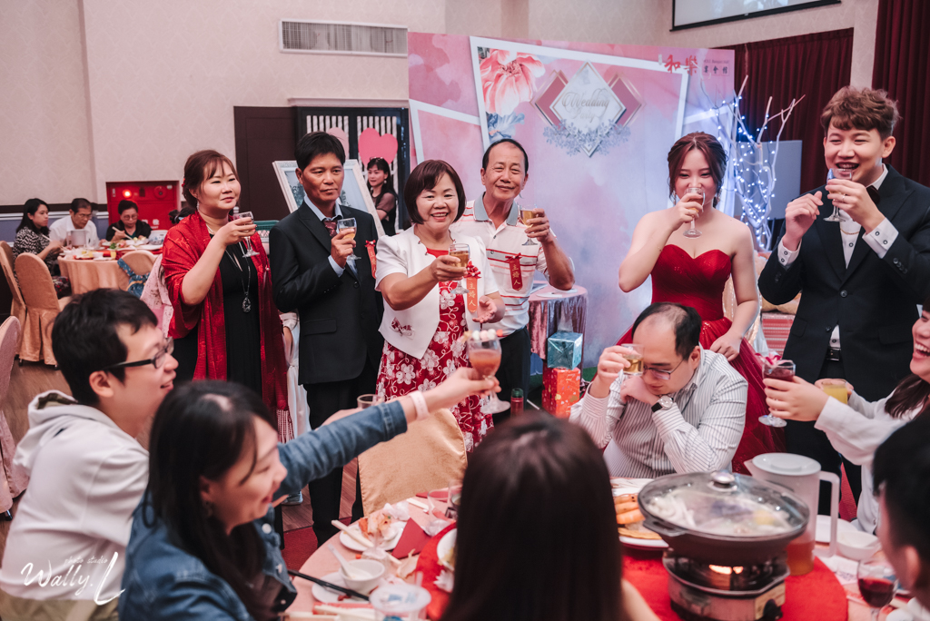 2020122514183663 |婚禮紀錄|高雄婚攝|屏東婚攝|南部婚攝|類婚紗|儀式午宴|交付儀式|二進唱歌|屏東和樂婚宴會館|宴客篇|