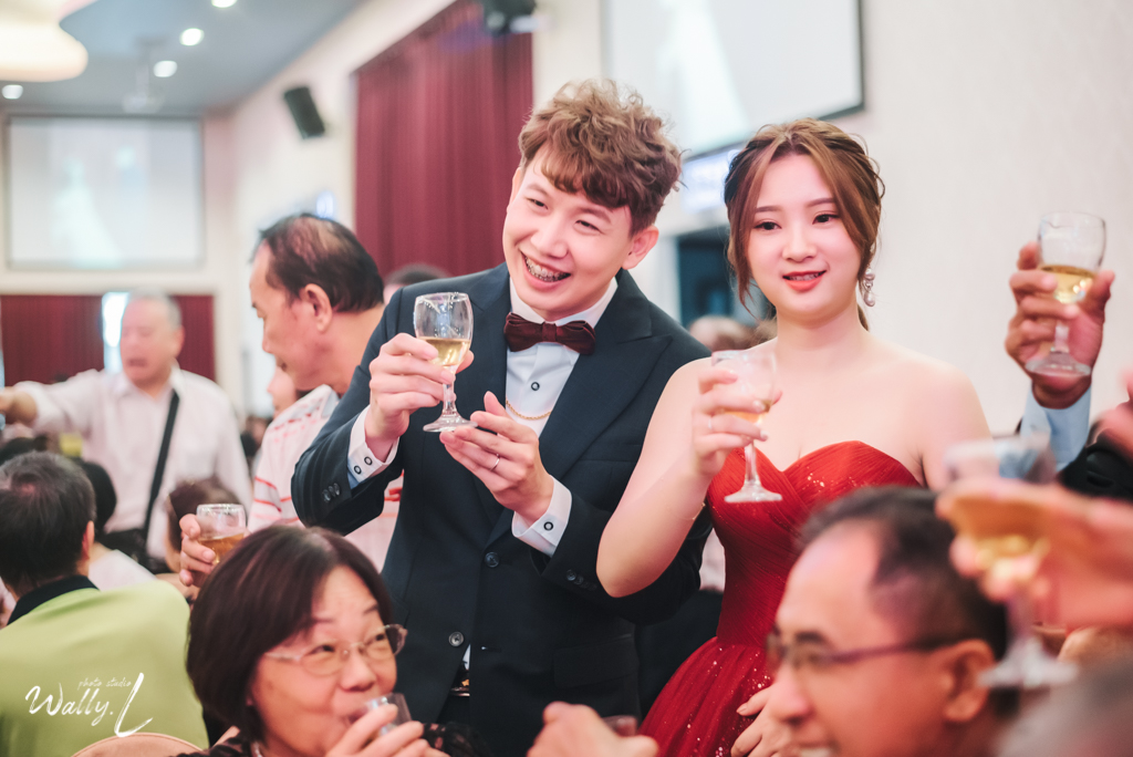 2020122600555384 |婚禮紀錄|高雄婚攝|屏東婚攝|南部婚攝|類婚紗|儀式午宴|交付儀式|二進唱歌|屏東和樂婚宴會館|宴客篇|