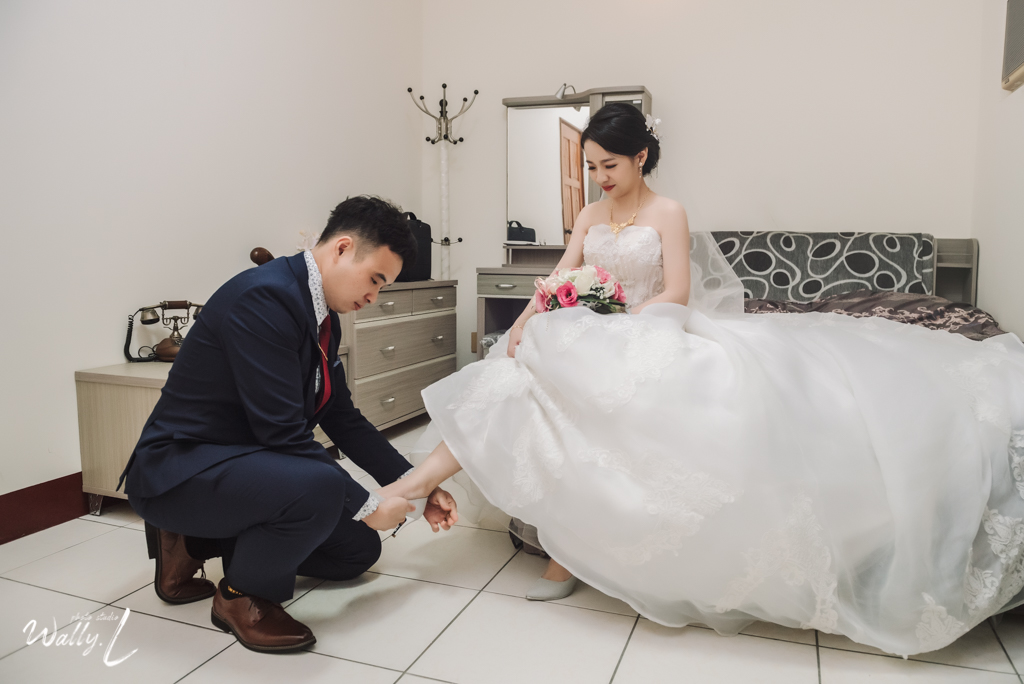202101311240196 ｜婚禮紀錄｜高雄婚攝｜屏東婚攝｜南部婚攝｜儀式午宴｜訂婚儀式｜迎娶儀式｜奉茶｜拜別父母｜儀式篇｜