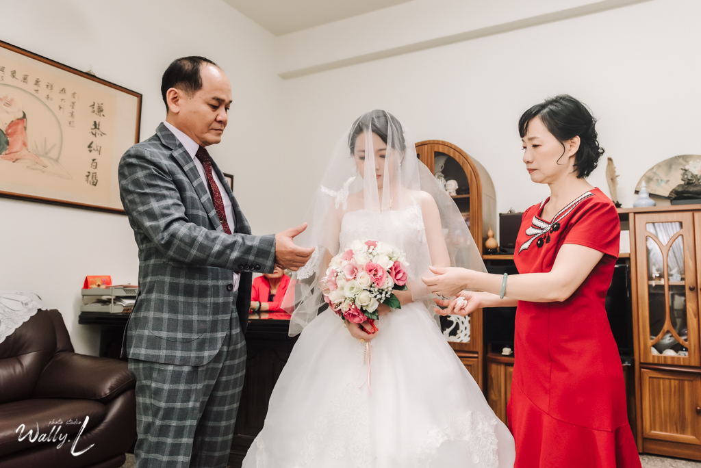 2021013112430239 ｜婚禮紀錄｜高雄婚攝｜屏東婚攝｜南部婚攝｜儀式午宴｜訂婚儀式｜迎娶儀式｜奉茶｜拜別父母｜儀式篇｜