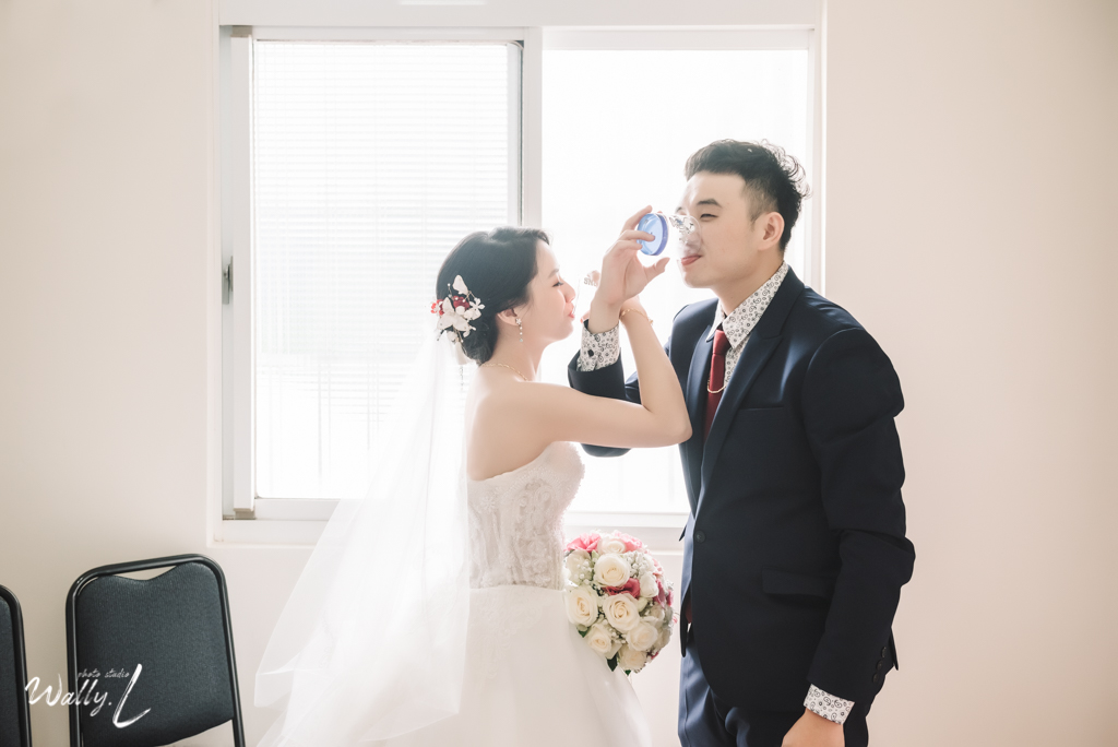 2021013112465027 ｜婚禮紀錄｜高雄婚攝｜屏東婚攝｜南部婚攝｜儀式午宴｜訂婚儀式｜迎娶儀式｜奉茶｜拜別父母｜儀式篇｜
