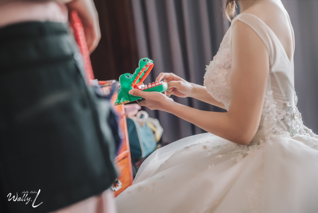 2021020503244379 |婚禮紀錄|高雄婚攝|婚攝推薦|南部婚攝|儀式午宴|迎娶儀式|拜別父母|高雄圓山飯店|儀式篇|
