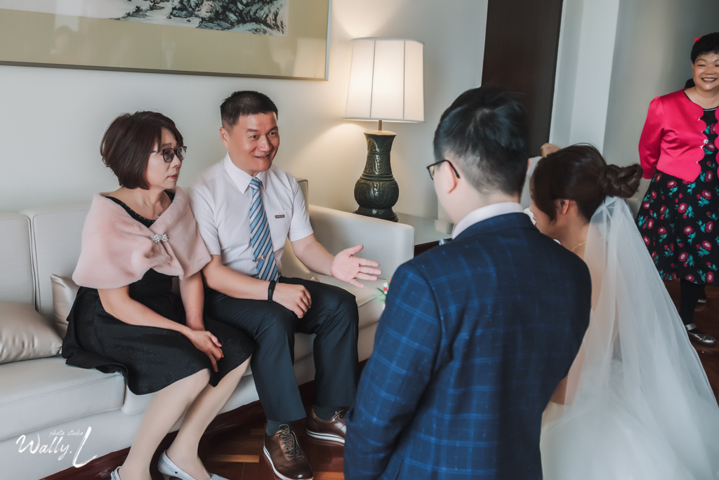 2021020503323524 |婚禮紀錄|高雄婚攝|婚攝推薦|南部婚攝|儀式午宴|迎娶儀式|拜別父母|高雄圓山飯店|儀式篇|