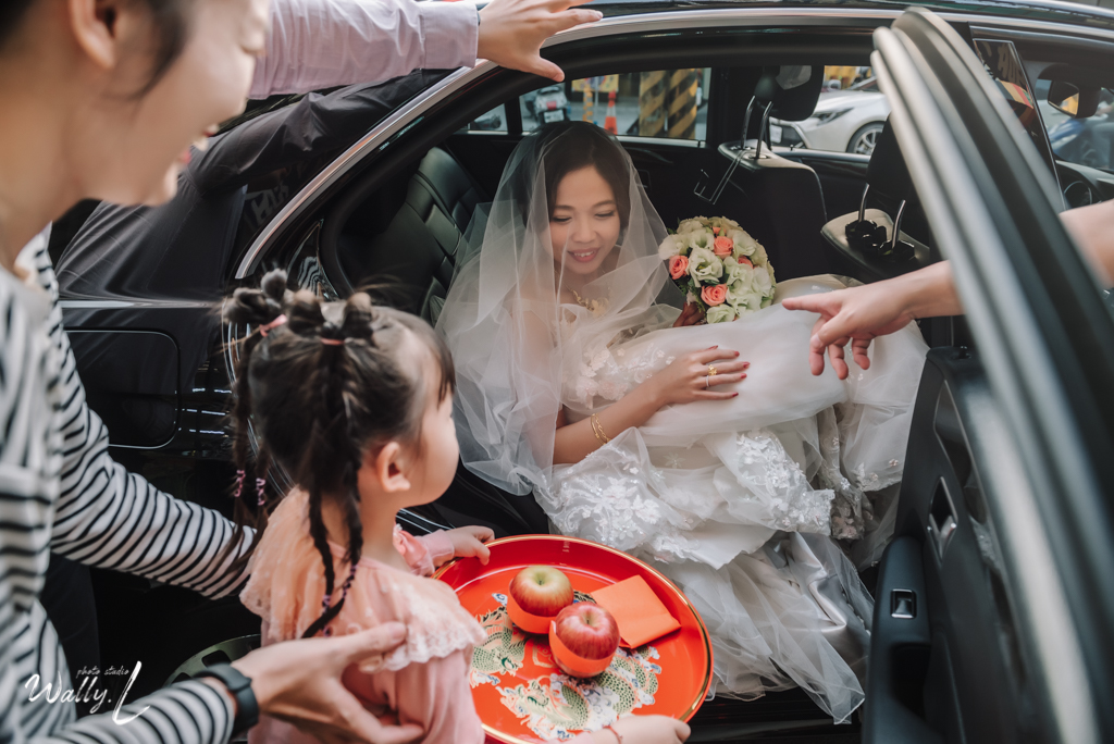2021020503354310 |婚禮紀錄|高雄婚攝|婚攝推薦|南部婚攝|儀式午宴|迎娶儀式|拜別父母|高雄圓山飯店|儀式篇|