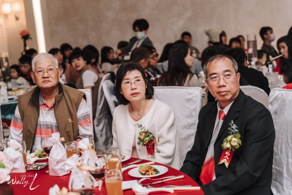 2021032413562161 ｜婚禮紀錄｜台中婚攝｜中部婚攝｜儀式午宴｜類婚紗｜台中林皇宮花園｜宴客篇｜