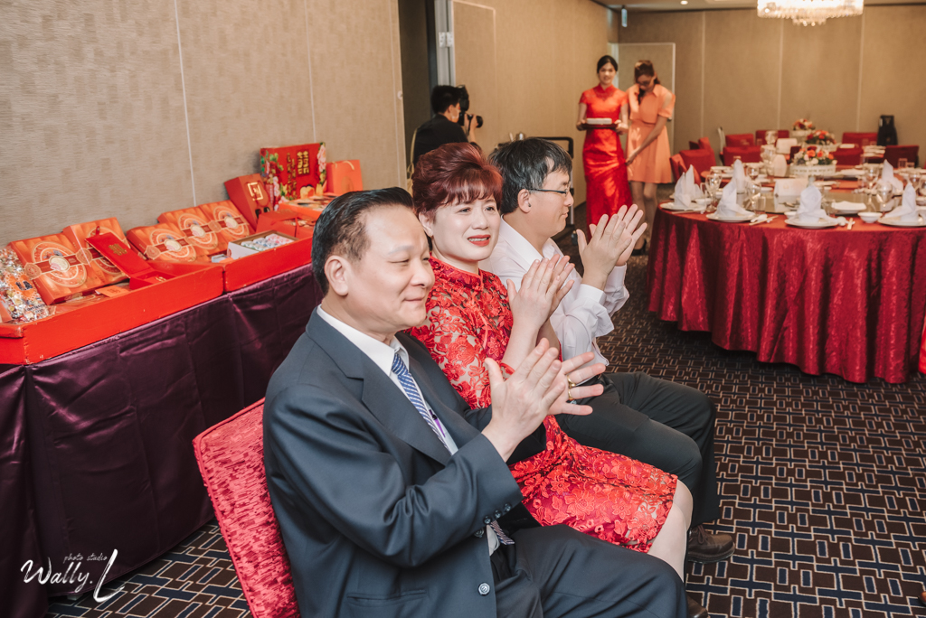 2021052514380157 婚禮紀錄｜高雄婚攝｜南部婚攝｜訂婚午宴｜屏東維多莉亞婚宴會館｜