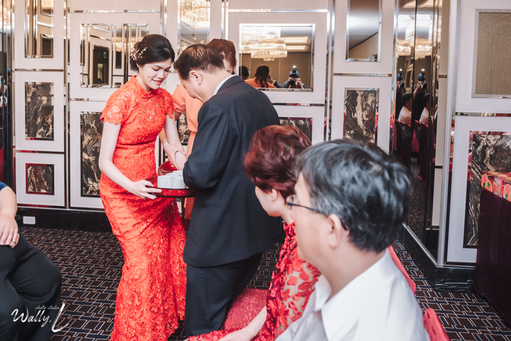 2021052514382458 婚禮紀錄｜高雄婚攝｜南部婚攝｜訂婚午宴｜屏東維多莉亞婚宴會館｜