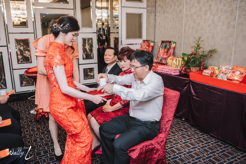 2021052514401741 婚禮紀錄｜高雄婚攝｜南部婚攝｜訂婚午宴｜屏東維多莉亞婚宴會館｜