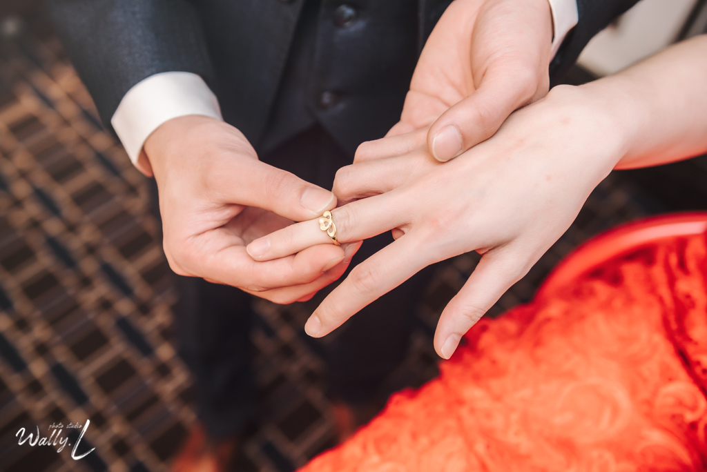 2021052514414249 婚禮紀錄｜高雄婚攝｜南部婚攝｜訂婚午宴｜屏東維多莉亞婚宴會館｜