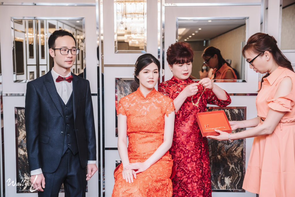 2021052514423623 婚禮紀錄｜高雄婚攝｜南部婚攝｜訂婚午宴｜屏東維多莉亞婚宴會館｜