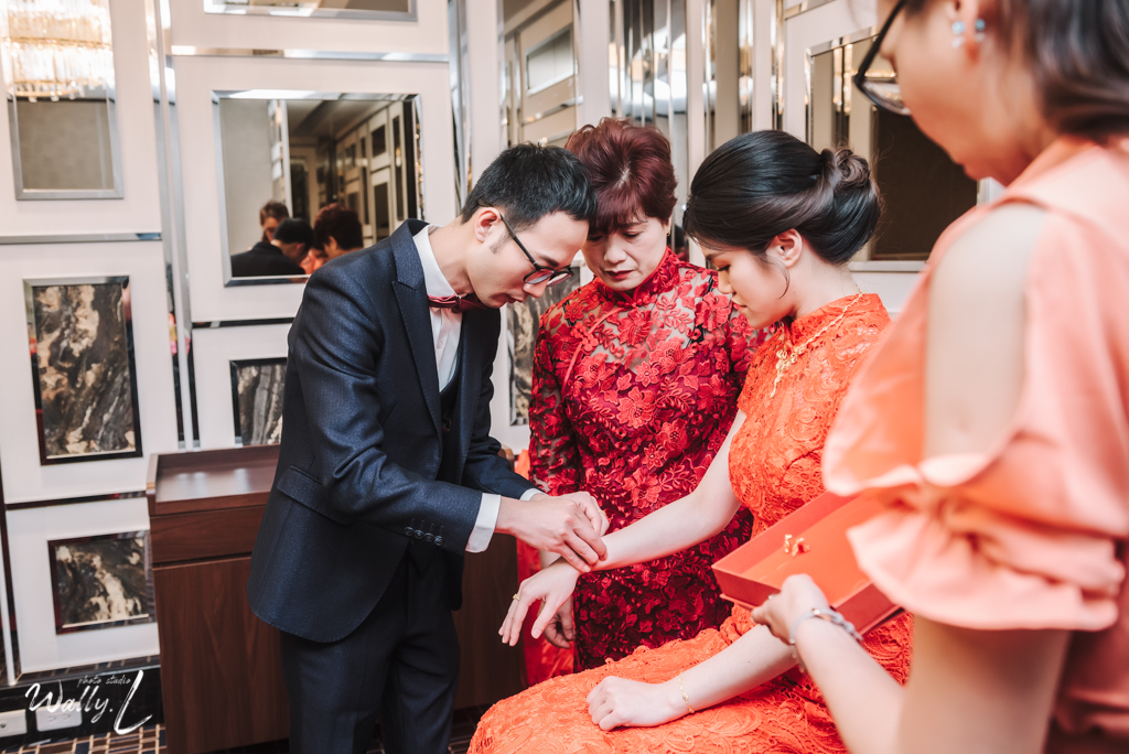 2021052514435740 婚禮紀錄｜高雄婚攝｜南部婚攝｜訂婚午宴｜屏東維多莉亞婚宴會館｜