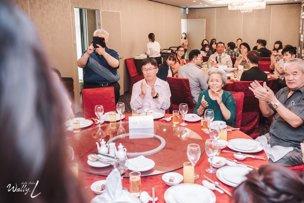 2021052514513158 婚禮紀錄｜高雄婚攝｜南部婚攝｜訂婚午宴｜屏東維多莉亞婚宴會館｜