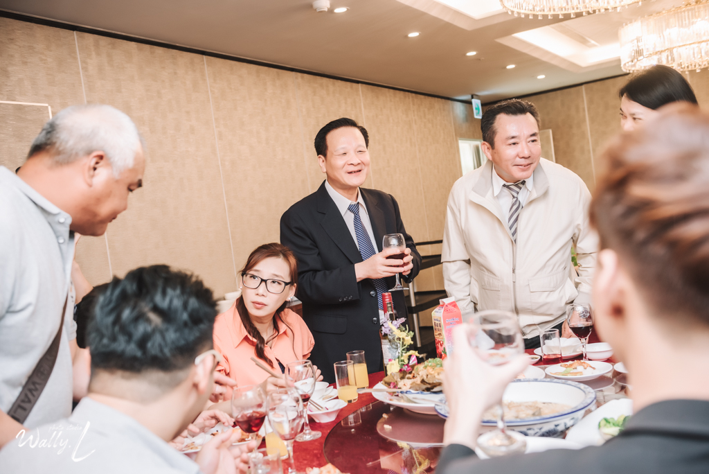 2021052514544552 婚禮紀錄｜高雄婚攝｜南部婚攝｜訂婚午宴｜屏東維多莉亞婚宴會館｜