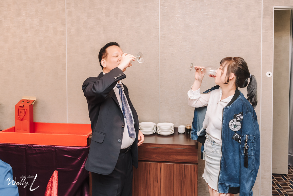 2021052514552569 婚禮紀錄｜高雄婚攝｜南部婚攝｜訂婚午宴｜屏東維多莉亞婚宴會館｜