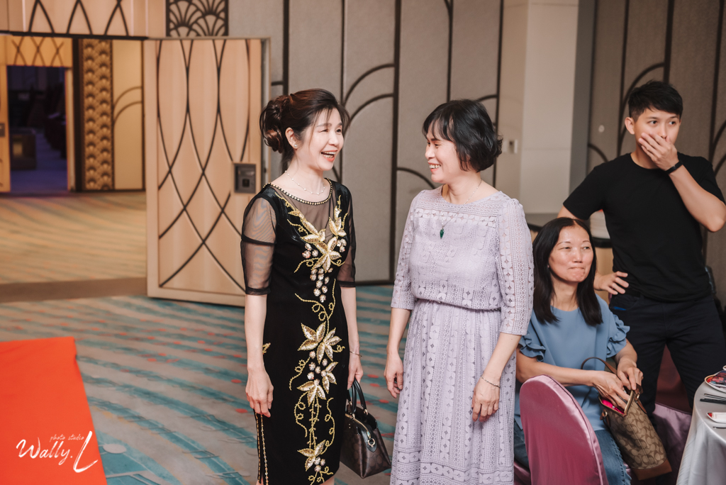 2021062104365958 婚禮紀錄｜高雄婚攝｜南部婚攝｜訂婚儀式｜類婚紗｜漢來大飯店巨蛋會館｜