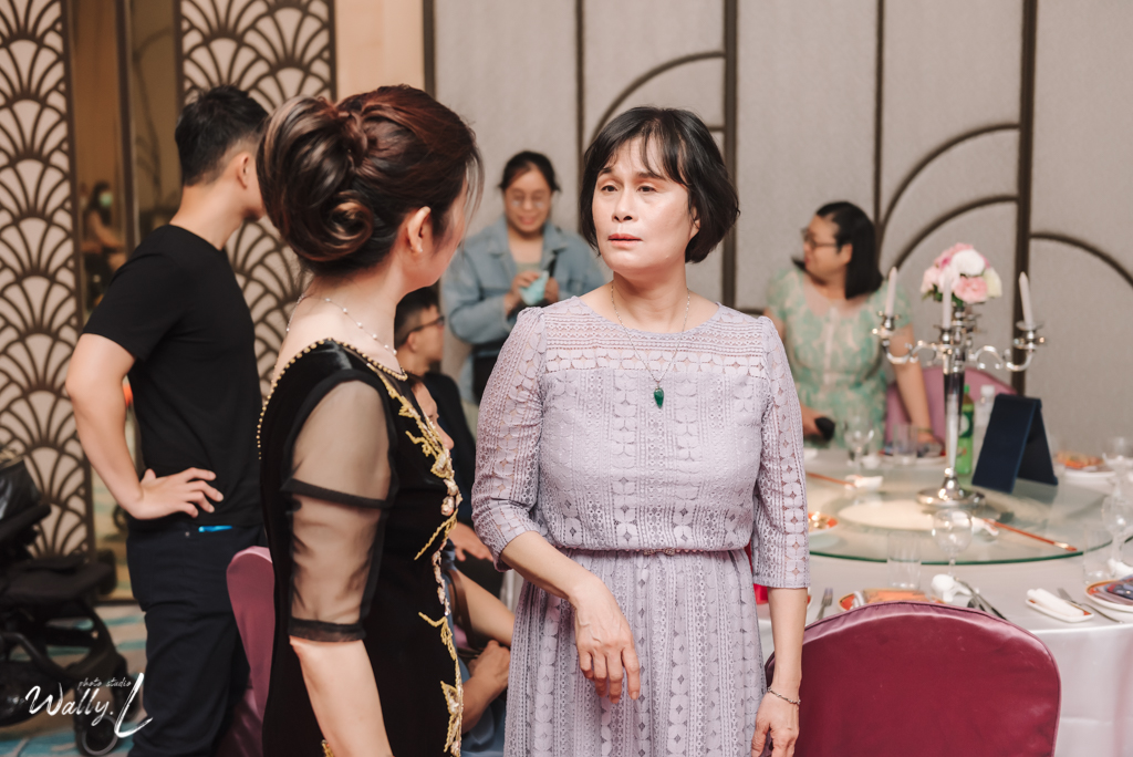 2021062104370644 婚禮紀錄｜高雄婚攝｜南部婚攝｜訂婚儀式｜類婚紗｜漢來大飯店巨蛋會館｜