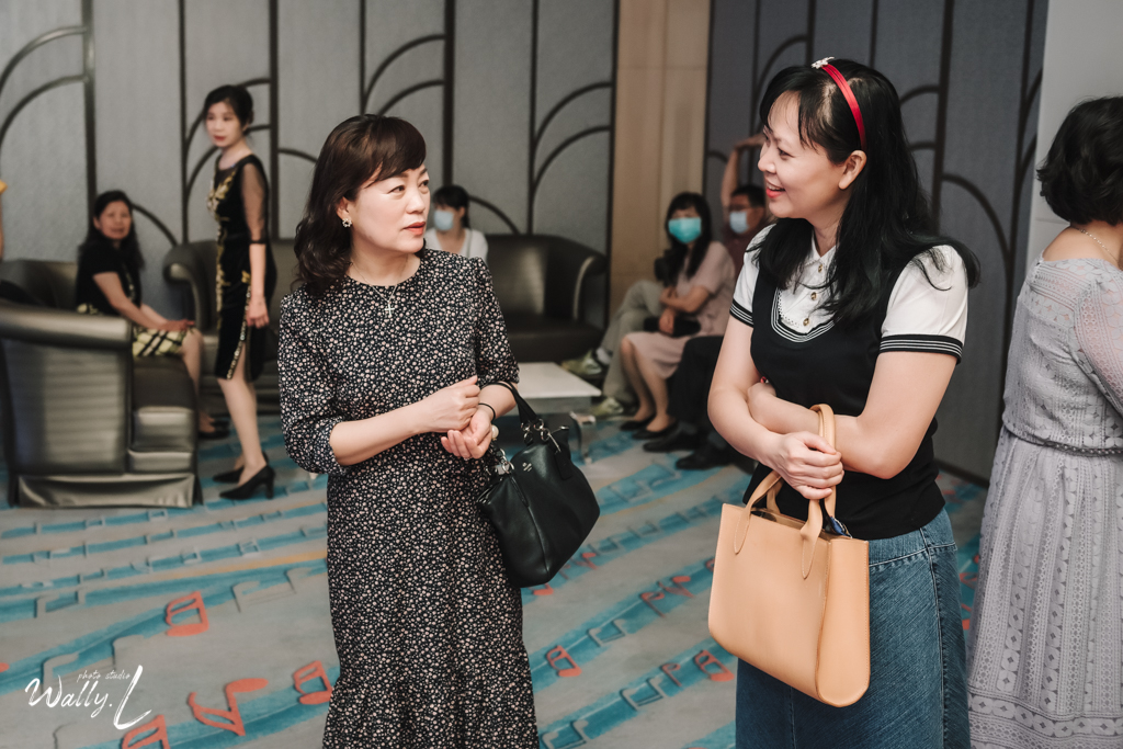 2021062104372560 婚禮紀錄｜高雄婚攝｜南部婚攝｜訂婚儀式｜類婚紗｜漢來大飯店巨蛋會館｜