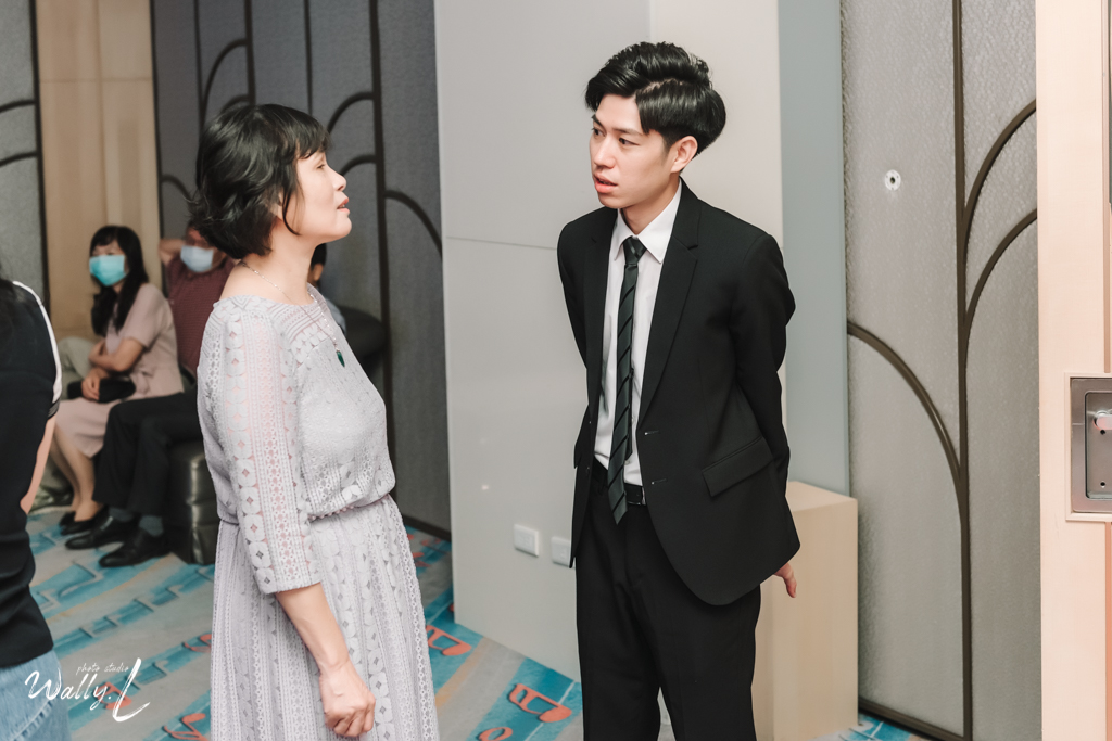 2021062104373782 婚禮紀錄｜高雄婚攝｜南部婚攝｜訂婚儀式｜類婚紗｜漢來大飯店巨蛋會館｜